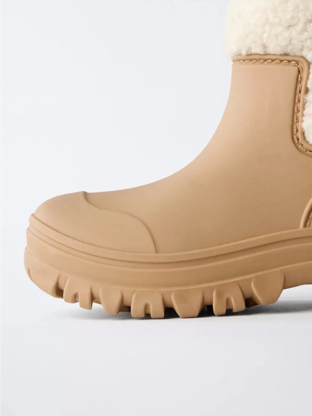 Zara fleece lined rain boots